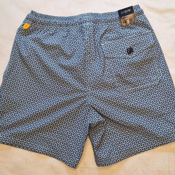 NWT- J. Crew Flex 6" Swim Shorts - Picture 5 of 13